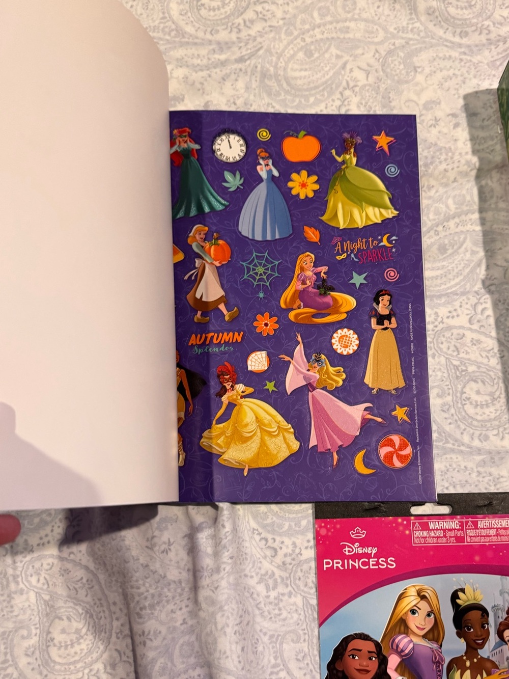 Disney Princess Cinderella Doll & Kids Activity Set - Picture 8 of 12